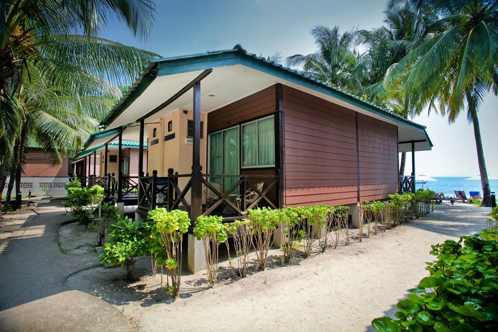 ツナ ベイ アイランド リゾート Kampong Pasir Hantu エクステリア 写真
